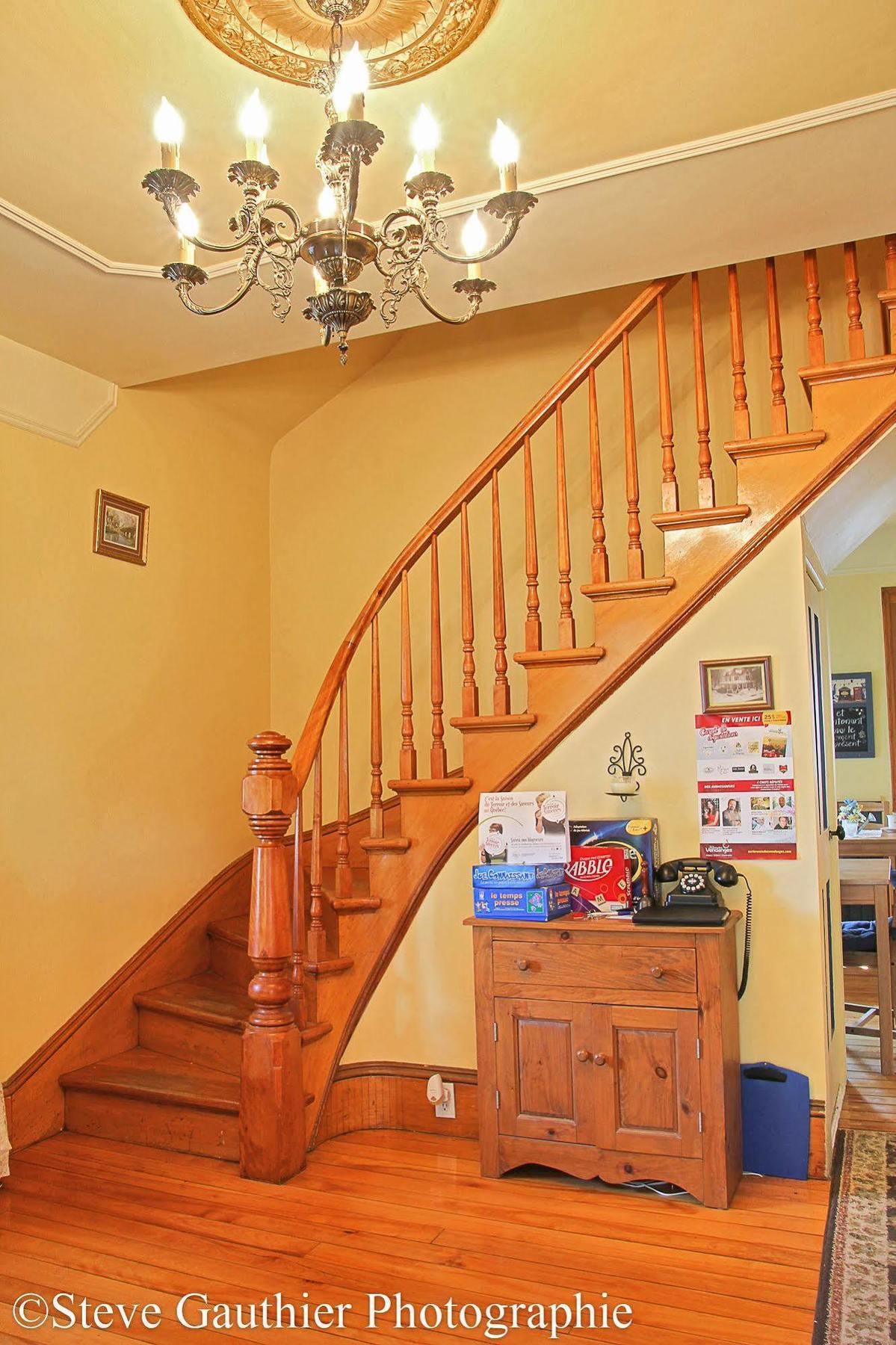 Ici Et Maintenant Bed and Breakfast Magog Buitenkant foto