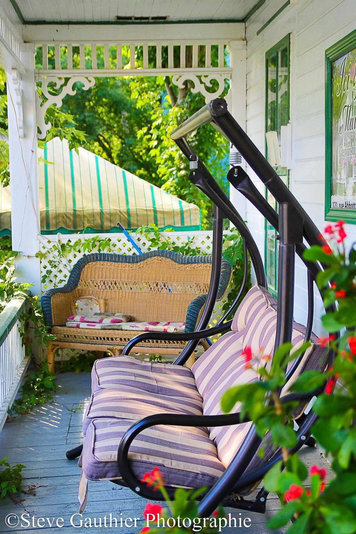 Ici Et Maintenant Bed and Breakfast Magog Buitenkant foto